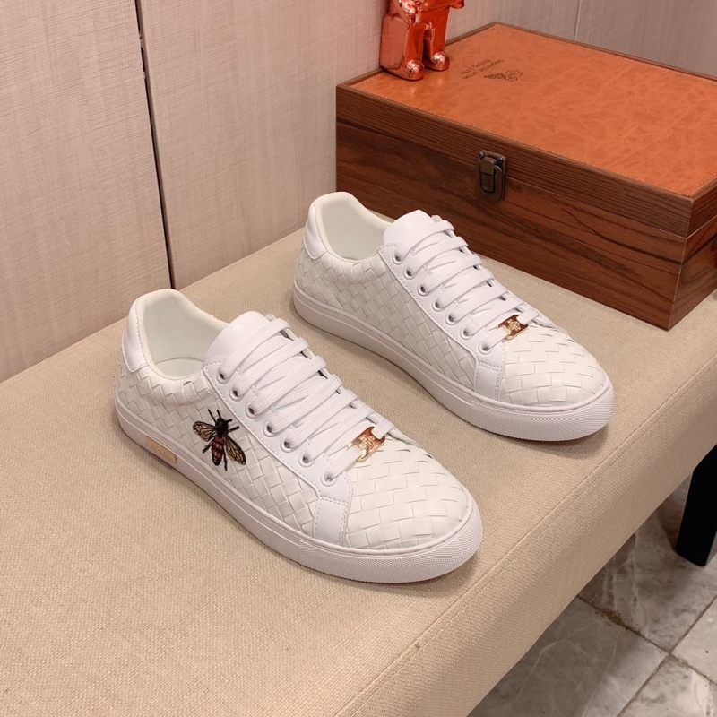 G*u*i casual shoes